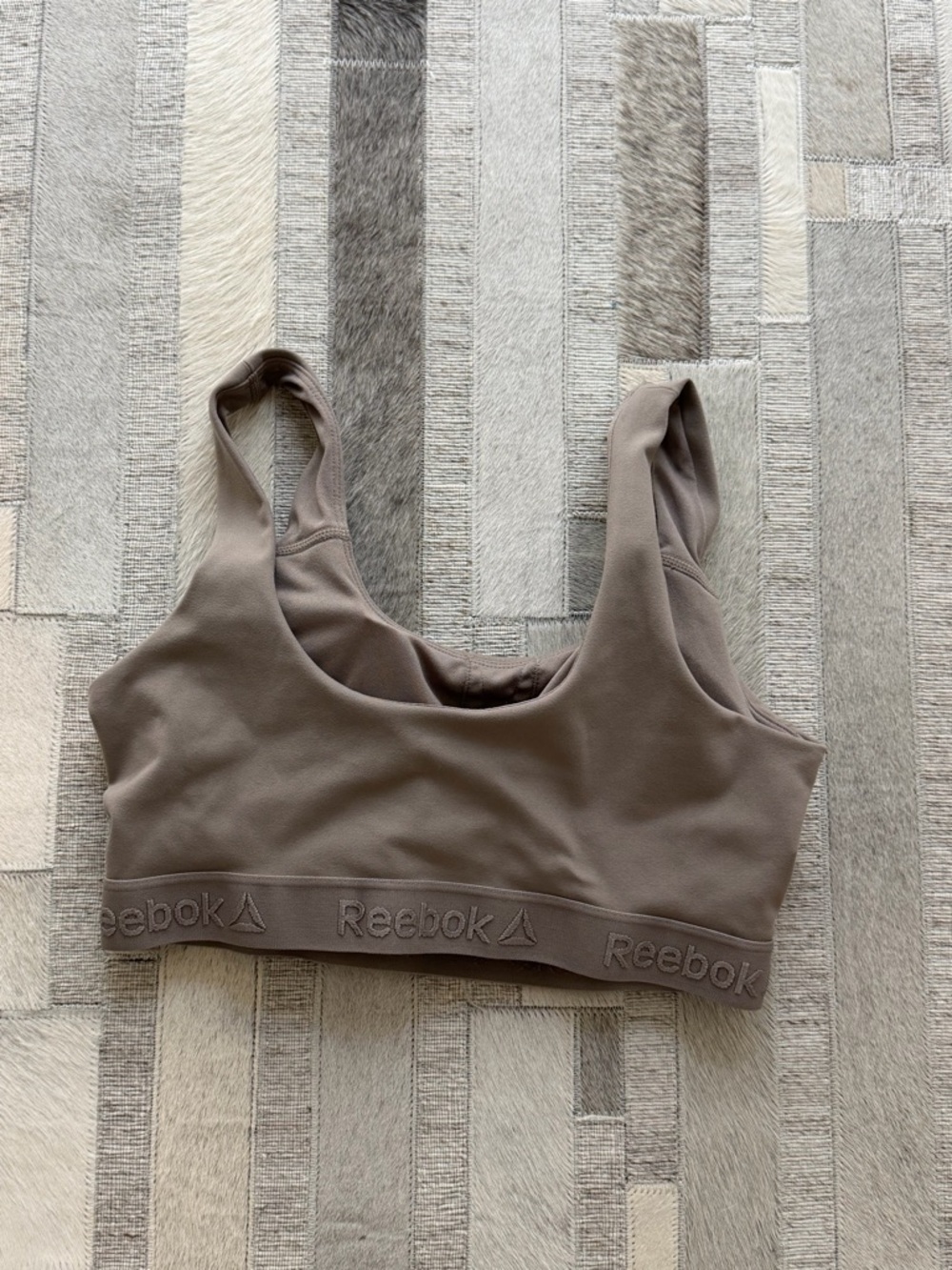 Reebok brown/dark tan padded sports bra - Picture 2 of 3